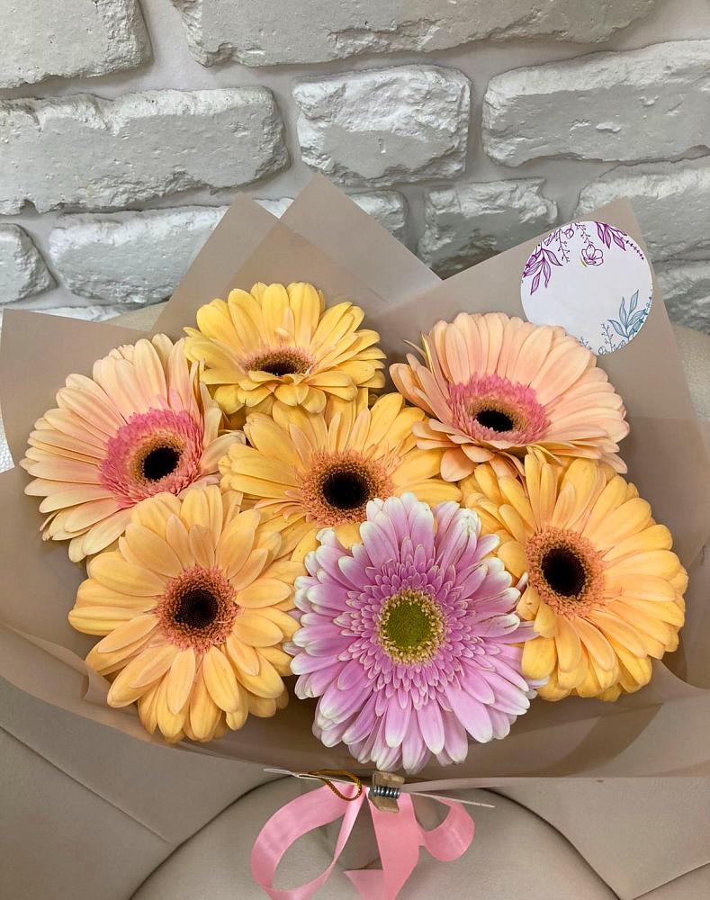 Букет цветов из: Герберы в Новокуйбышевске Самарская область