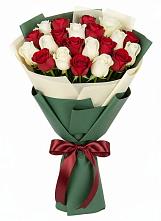 Букет Микс из красных и белых роз #REPLACE_PRED# Новокуйбышевске Самарская область