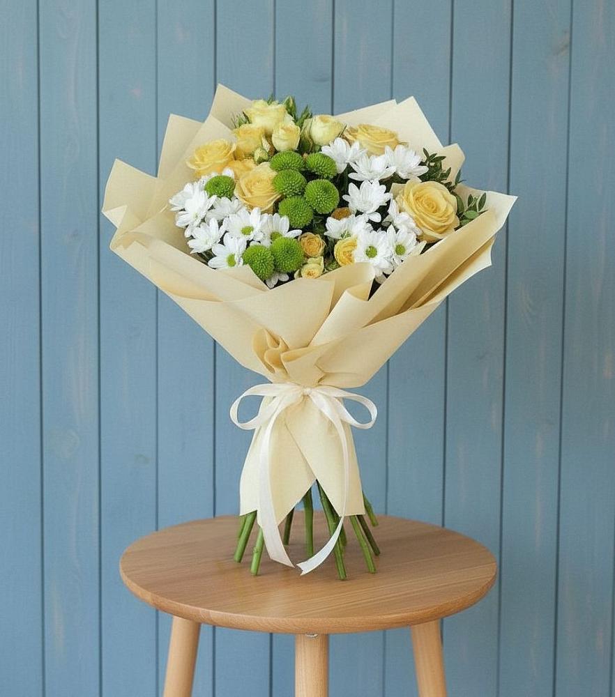 Букет цветов из: Хризантемы и Розы в Новокуйбышевске Самарская область