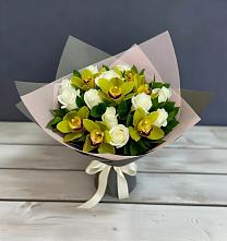 Букет цветов из:  Орхидеи и Розы в Новокуйбышевске Самарская область