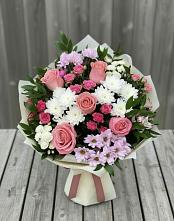 Букет цветов из:  Альстромерии, Гвоздики, Розы и Хризантемы в Новокуйбышевске Самарская область