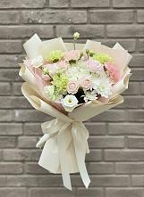Букет цветов из:  Гвоздики, Розы, Лизиантусы и Хризантемы #REPLACE_PRED# Новокуйбышевске Самарская область