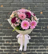 Букет цветов из:  Герберы и Хризантемы в Новокуйбышевске Самарская область