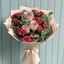 Букет цветов из:  Гвоздики и Розы в Новокуйбышевске Самарская область