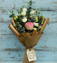 Букет цветов из:  Розы и Лизиантусы в Новокуйбышевске Самарская область