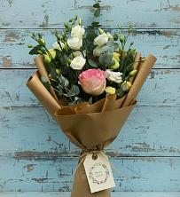 Букет цветов из:  Розы и Лизиантусы в Новокуйбышевске Самарская область