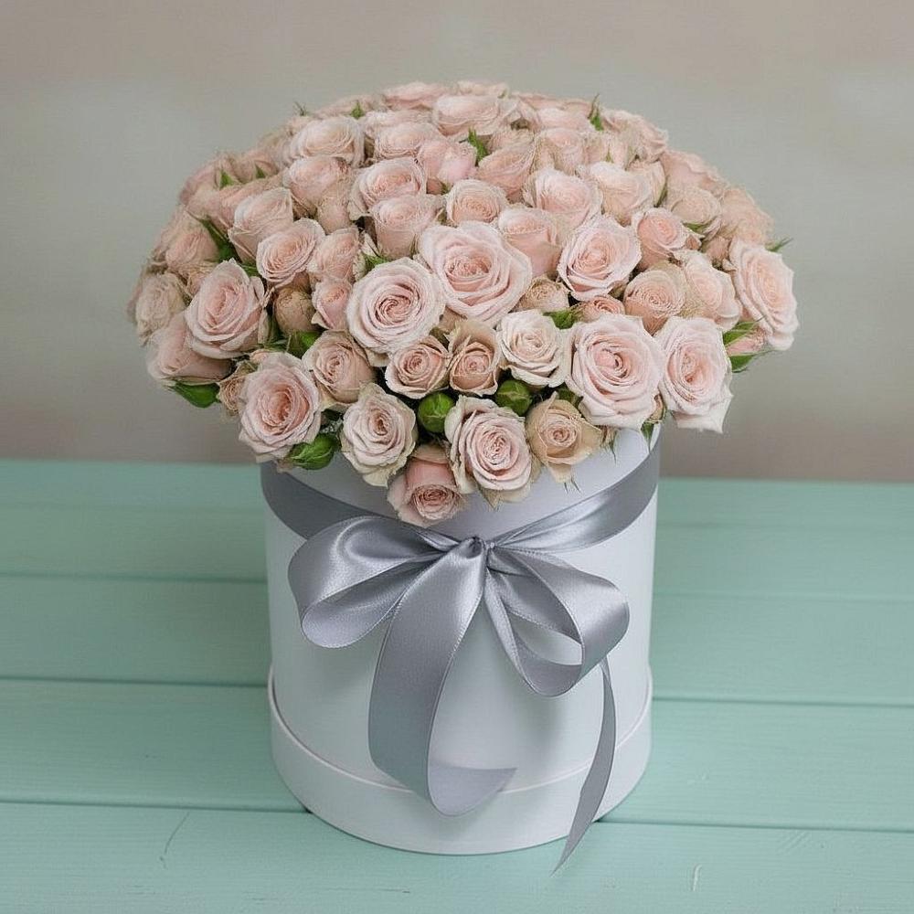 Цветочная композиция из Розы в шляпной коробке в Новокуйбышевске Самарская область